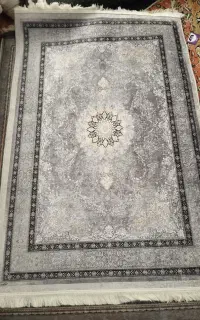 فرشینه مخمل شانل اعلا ابعاد ۱ در ۱/۵ و گرد قطر ۱