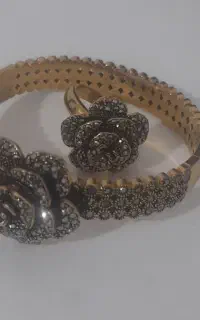 ست دستبند ...
