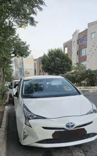 تویوتا پریوس ۲۰۱۷