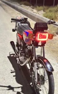 پرواز125