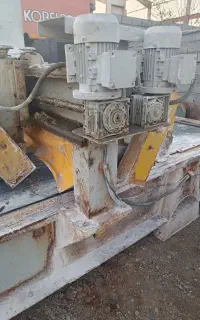 استخدام نیرومسلط به تراشکاری ورنگ دستگاه ها سنگبری