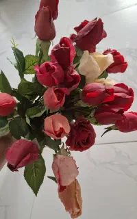 گل رز مصنوعی