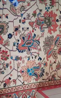 دو عدد فرش ۴ متری سالم