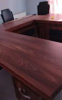 میز مدیریت در حد نو نو