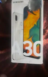 گوشی سامسونگ A30 با حافظه 64 گیگ