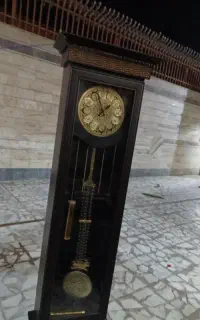 ساعت ایستاده