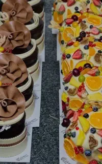 جذب نیروی کار آقا در  قنادی  مجلسی انزلی