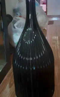 بطری شیشه ای یا گلدان
