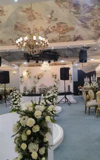 گل آرایی مراسم لاکچری و بصرفه
