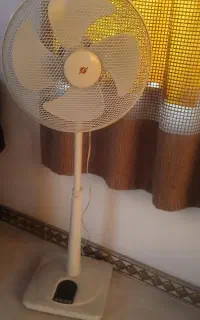 پنکه قدی سالم وتمیز پارس خزر