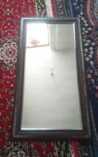 اینه بزرگ