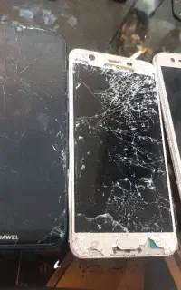 موبایل خراب شکسته