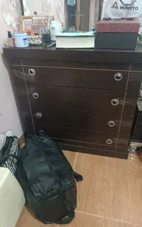کمد لباس و لوازم آرایش