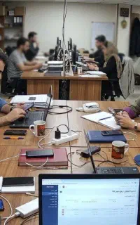 ۴ نیروی پشتیبانی و فروش