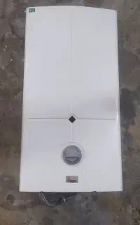 فروش یک دستگاه ابگرمکن دیواری گازی