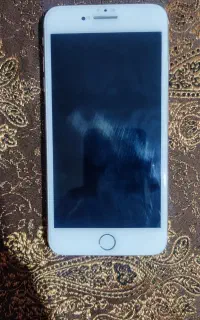 آیفون 8 پلاس رزگلد کاملا سالم