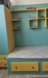 تخت و ویترین