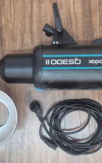 فلش استودیویی گودکس مدل QS300II قدرت ۳۰۰ ژول