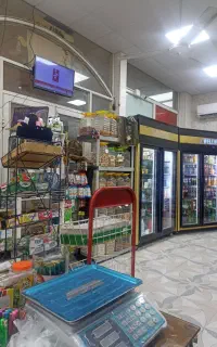 صندوق دار و کارگرساده