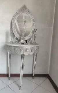 آیینه و شمعدان نقره