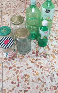 قوطی خالی وشیشه ی خالی دسته دوم