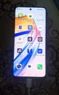 کسی گوشی لازم داره