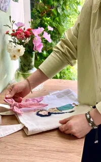 ورکشاپ نقاشی روی جین و پارچه