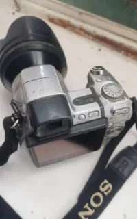 دوربین عکاسی سونی H9