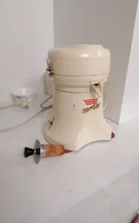آب میوه گیری متال