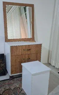 میز ارایشی با اینه