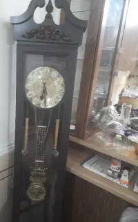 ساعت ایستاده