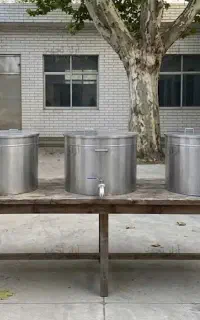 دیگ صنعتی 35 کیلویی مخصوص طبخ برنج و خورشت