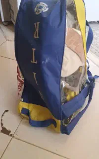 اسکیت همراه کلاه و زانو بند