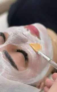انجام خدمات فیشال و پدیکور با بهترین متریال