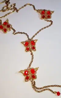 گردنبند پروانه
