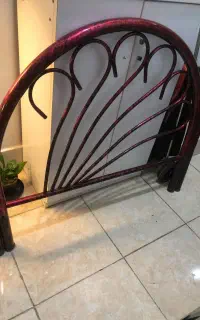 تخت فلزی و تشت تک نفره