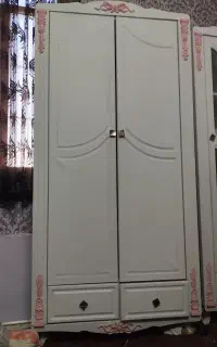 کمد لباس تمیز در حد نو