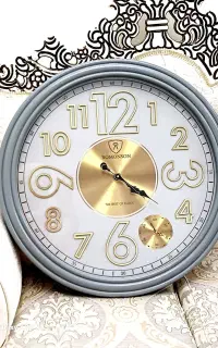 ساعت دیواری
