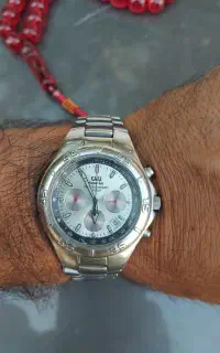 ساعت کیو اند کیو اصل وتمام فابریک ژاپن