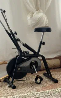 دوچرخه ورزشی ثابت