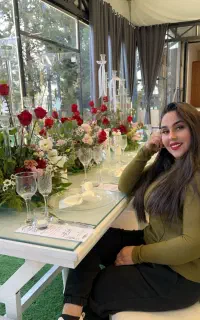 فراتراز یک چیدمان اجرای گل‌آرایی ژورنالی وآرتیستیک