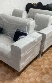 مبل.       گیلدا