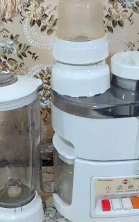 آبمیوه گیری و ماکروفر