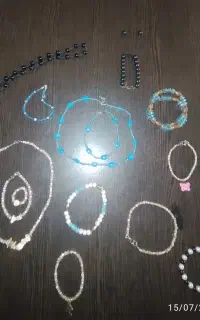 دستبند و گردنبند ساحلی