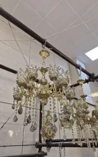 لوستر دوگل ۱۰ شعله پرکار تجهیز کامل برنز سوگلی