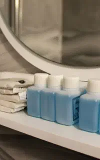 استخدام نیروی خدمات و نظافتچی خانم