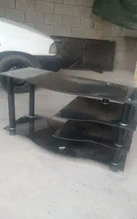 زیر تلویزیون