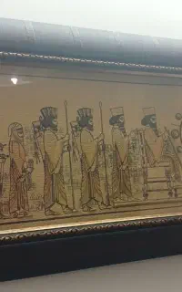 ساعت دیواری طرح هخامنشی