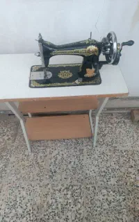 چرخ خیاطی با زیر چرخی