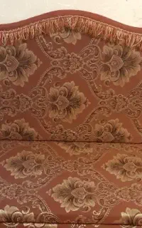 پشتی همراه با تشک زیر (۱۳ متر) در حد اک اک